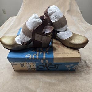 OTBT Rexburg Leather Bronze/Brown Mary Jane Wedges Sz 7 ½M